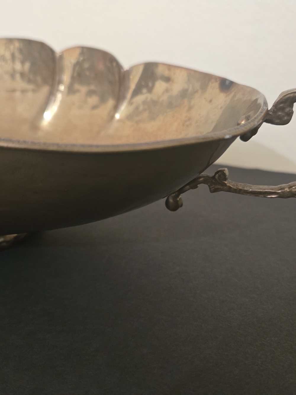 Vintage Scalloped Oval Brass Footed Centerpiece Bowl with Handles - Picture 7 of 13
